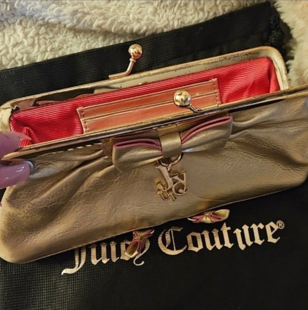 Rare Juicy Couture Kisslock Y2K Beautiful Gold Metallic Clutch Coin Bag - Picture 7 of 8